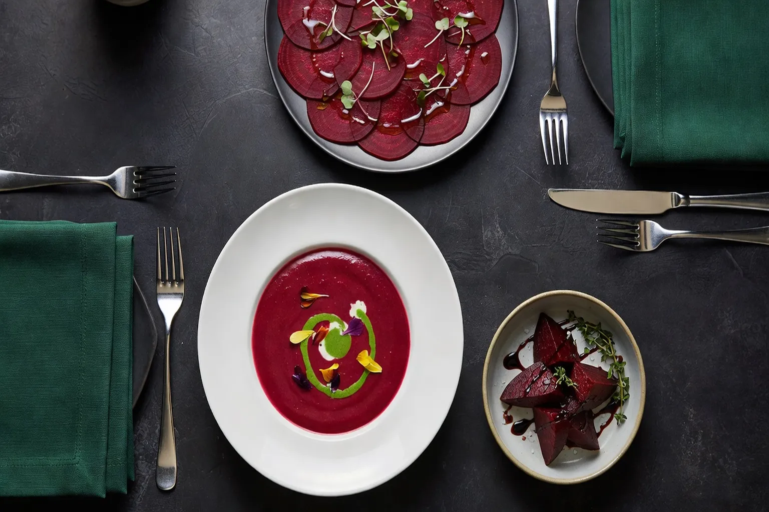 Recettes à la betterave rouge : toutes les préparations, du borsch au carpaccio